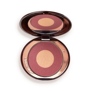 CHARLOTTE TILLBURY Cheek to Chic Blush • Walk of No Shame • Full Size • Like New
